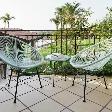 Cocciu D'amuri 4* Mongiove