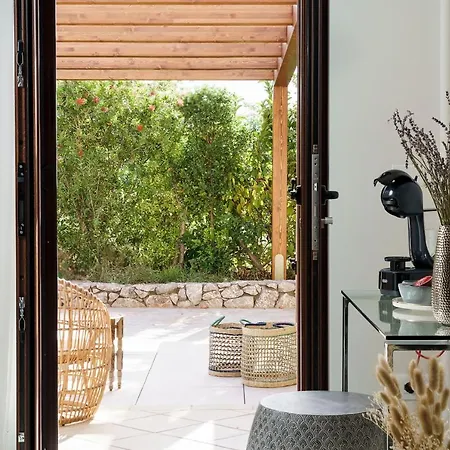 Cocciu D'amuri 4* Mongiove